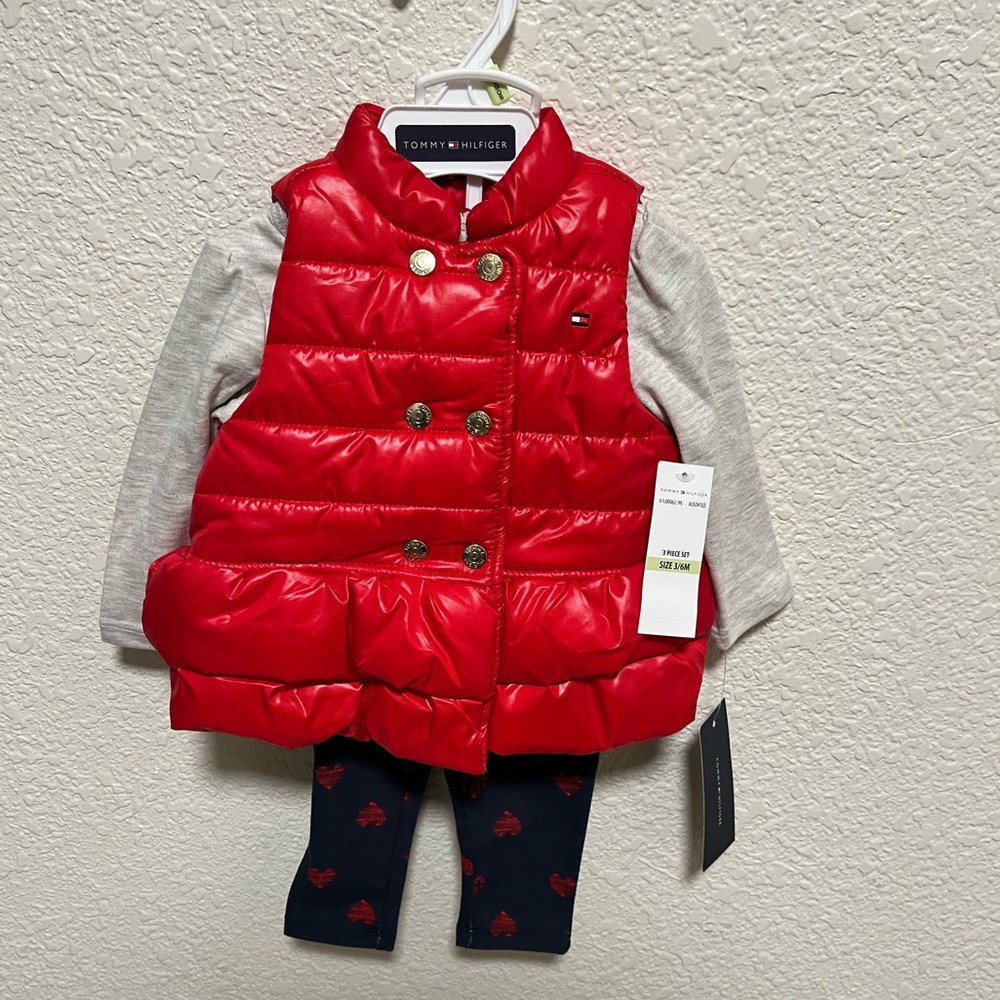 Tommy Hilfiger 3 piece set